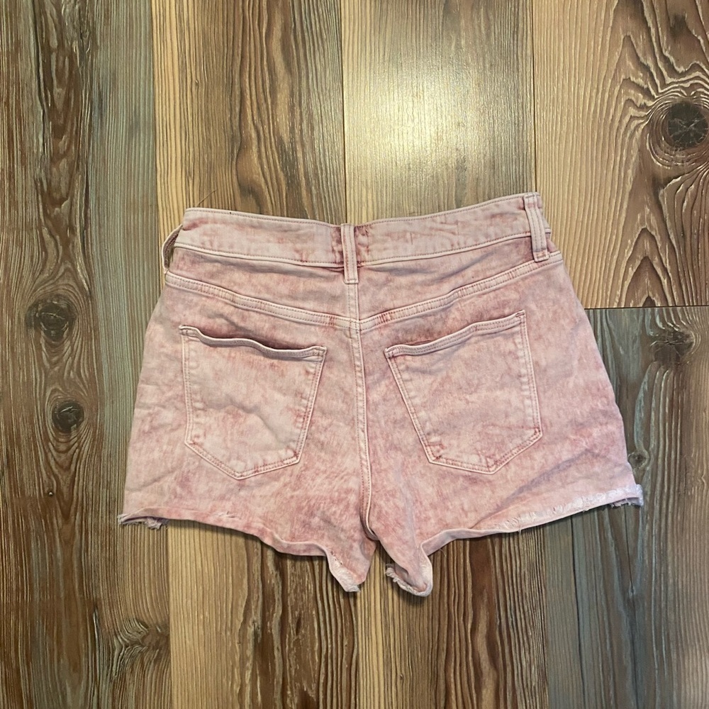 HIGH Rise Midi Short - Picture 3 of 3